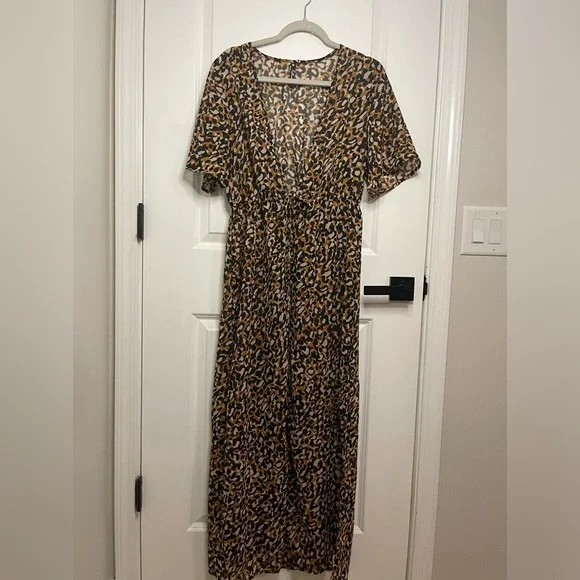 Leopard print duster/ swim Coverup - Picture 2 of 6